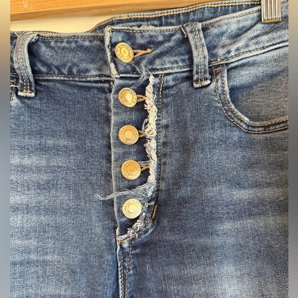 Maurices High Rise Button Fly Skinny Jeans - Picture 4 of 8